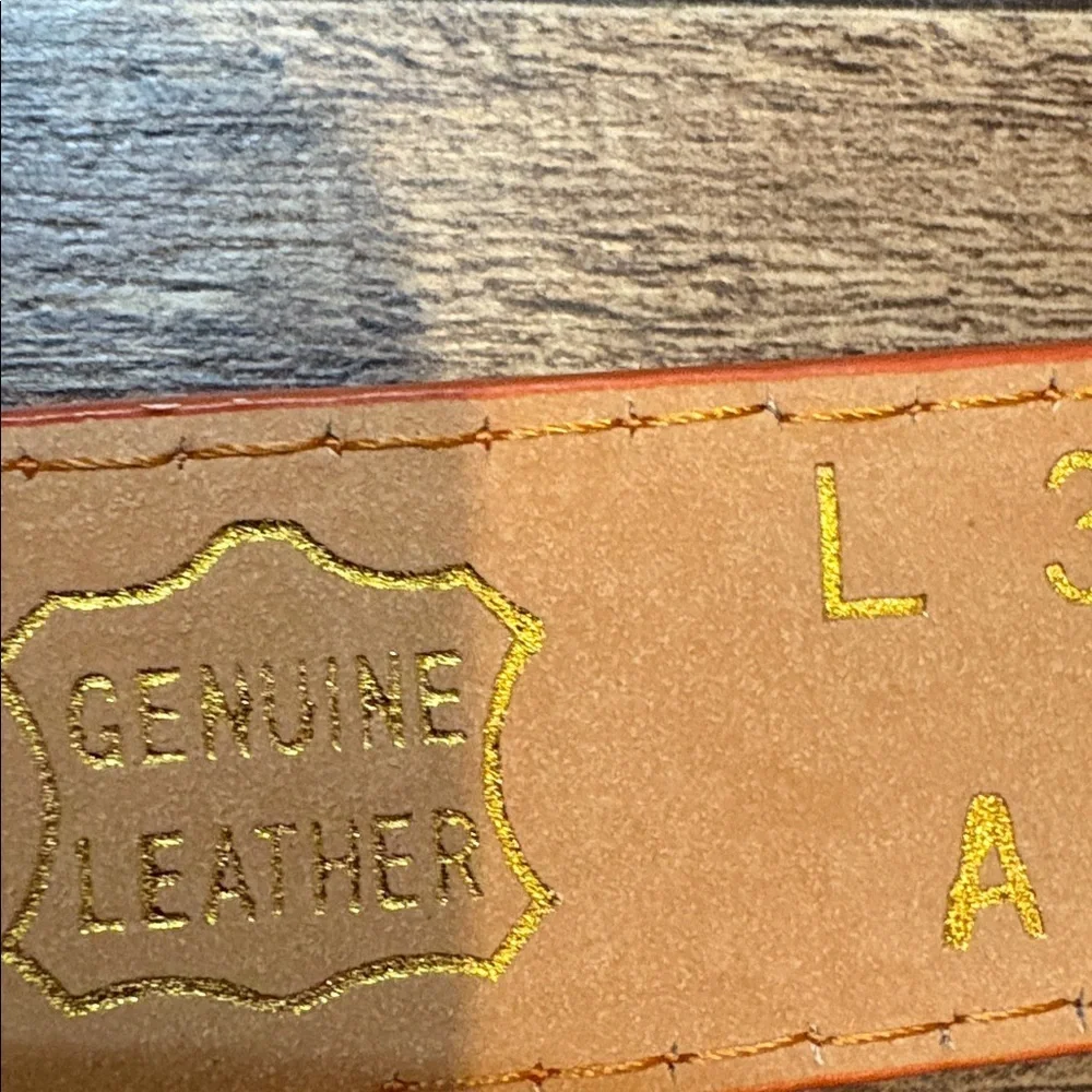 Bright Orange Genuine Leather Vintage 90s Belt Silver Buckle Large 36/38/40 - Picture 5 of 15